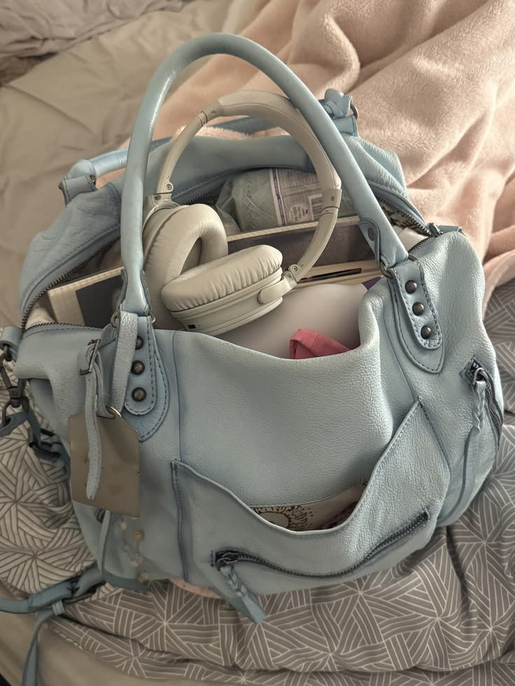 Vintage-style Soft Leather Tote