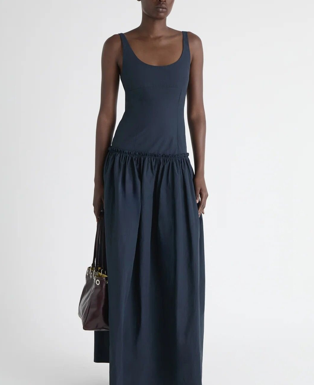 Minimalist Metal Eyelet Shoulder Bag