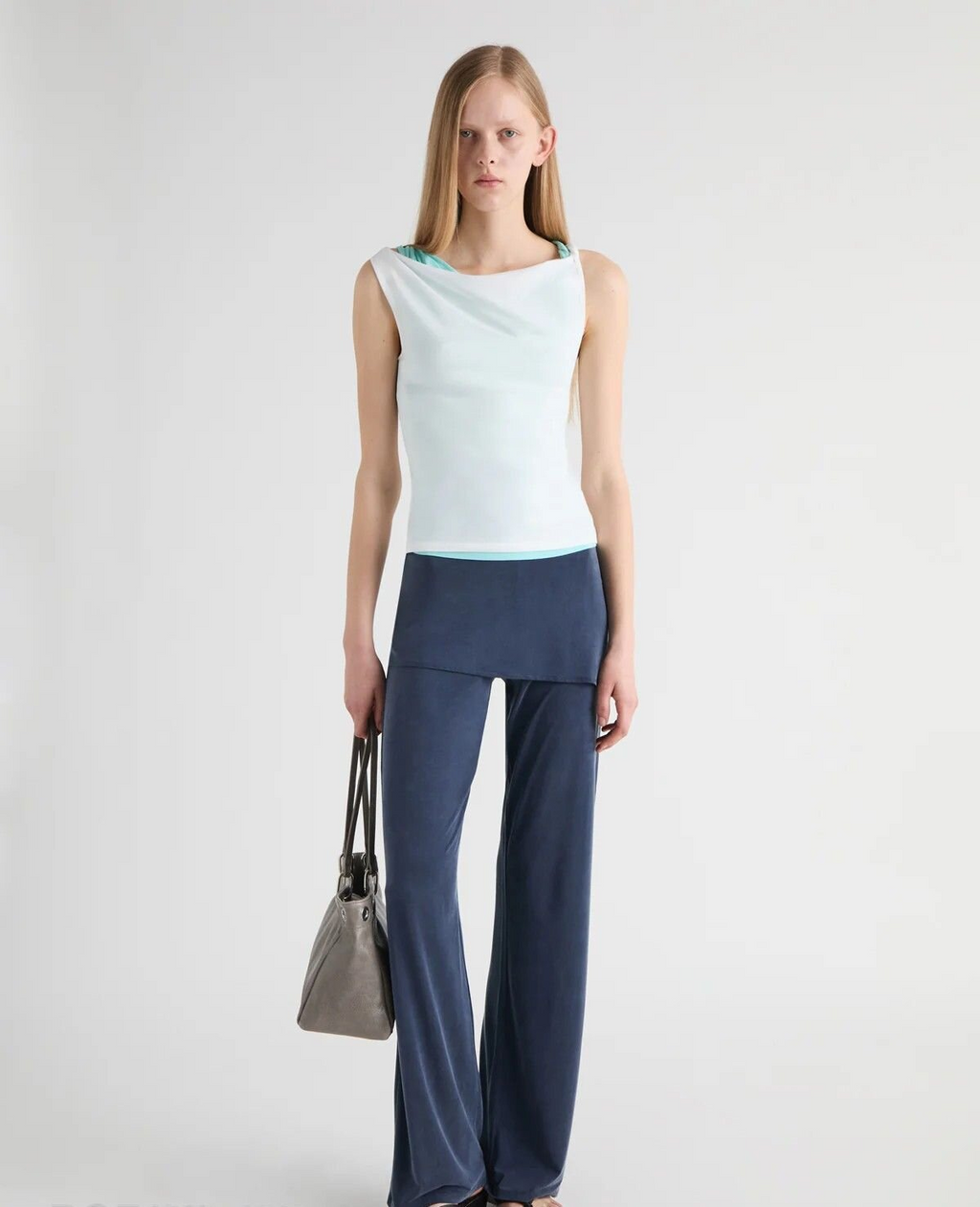 Minimalist Metal Eyelet Shoulder Bag