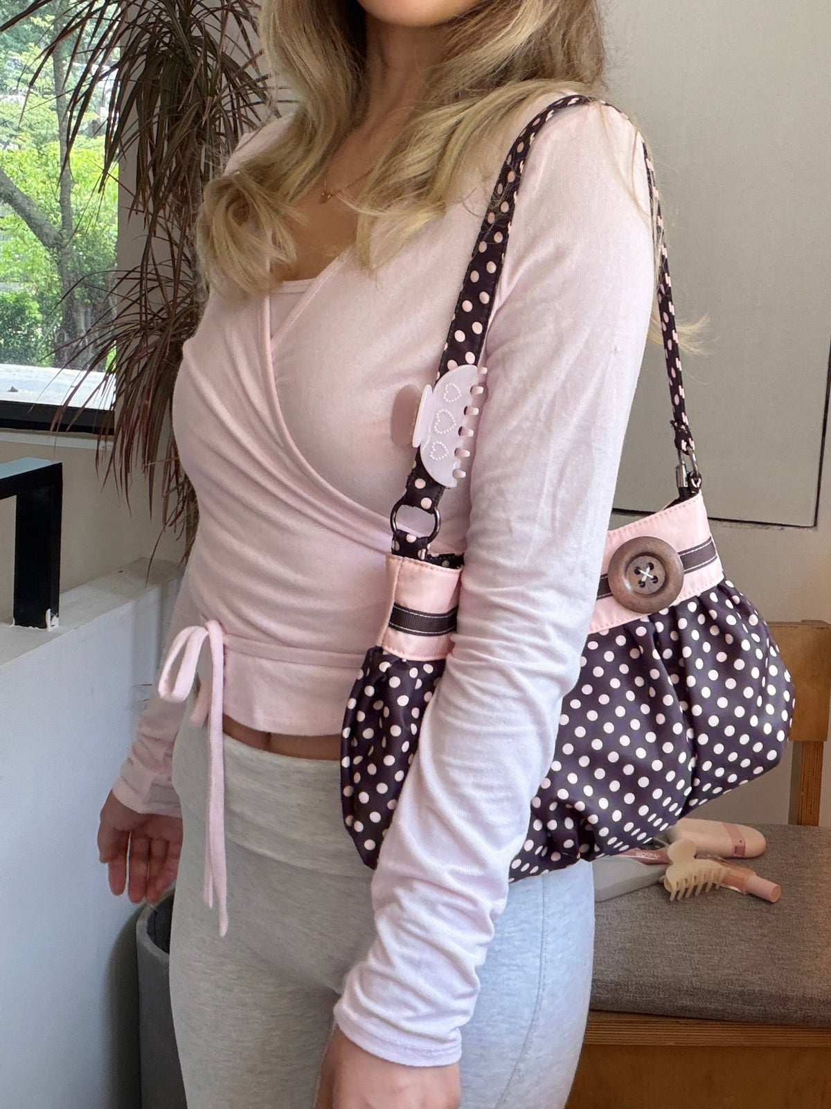 Cocoa Strawberry Shoulder Bag