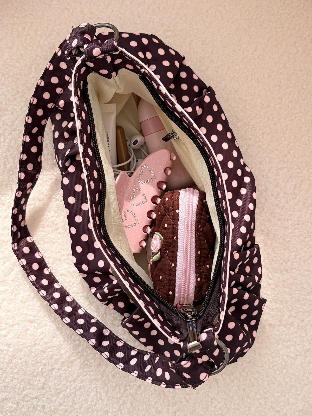 Cocoa Strawberry Shoulder Bag