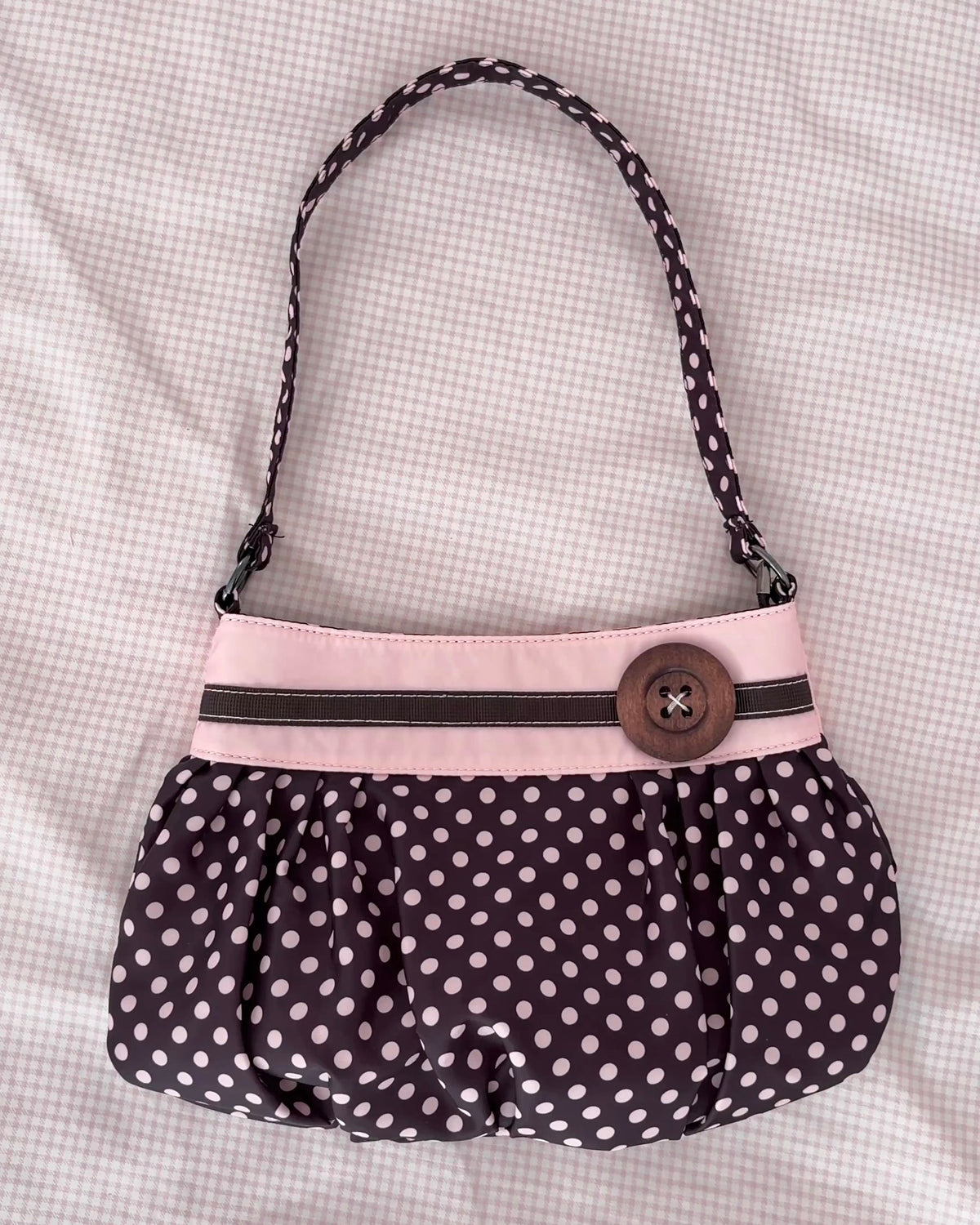 Cocoa Strawberry Shoulder Bag