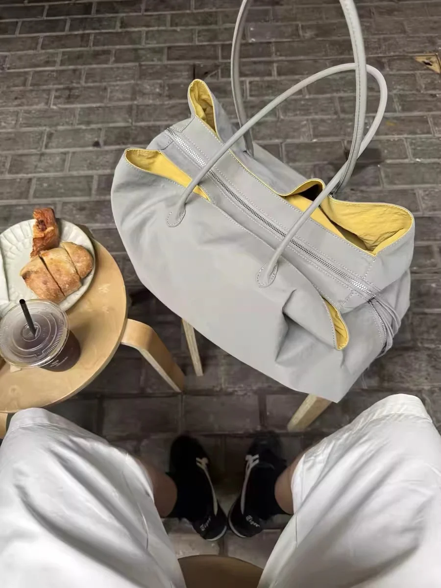 Color-block Sandwich Tote